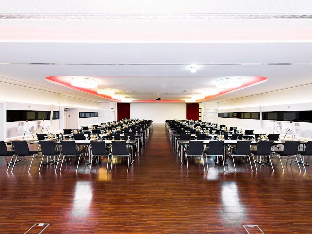 DORMERO Hotel Hannover Buitenkant foto