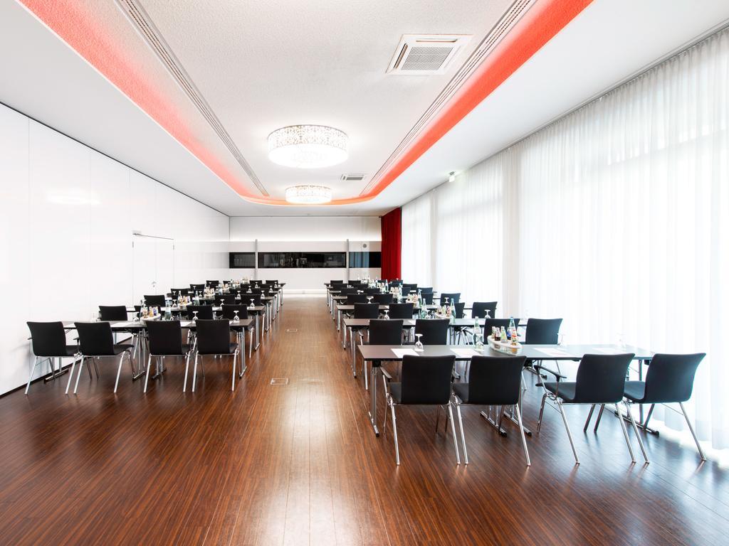 DORMERO Hotel Hannover Buitenkant foto